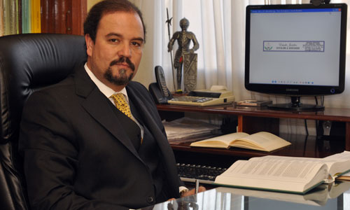Dr. Carlos kovalink